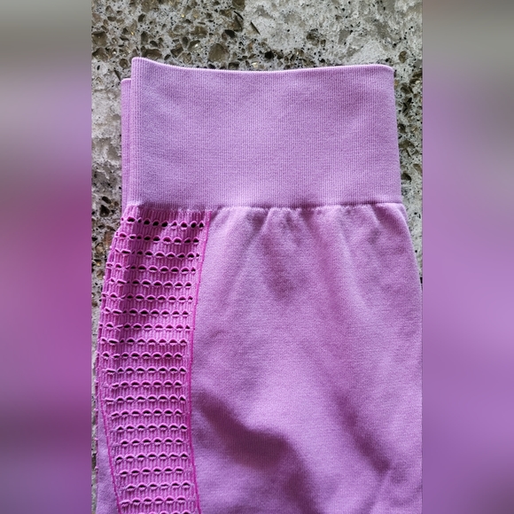 Womens Seamless Mesh-Panel Leggings - Picture 3 of 8